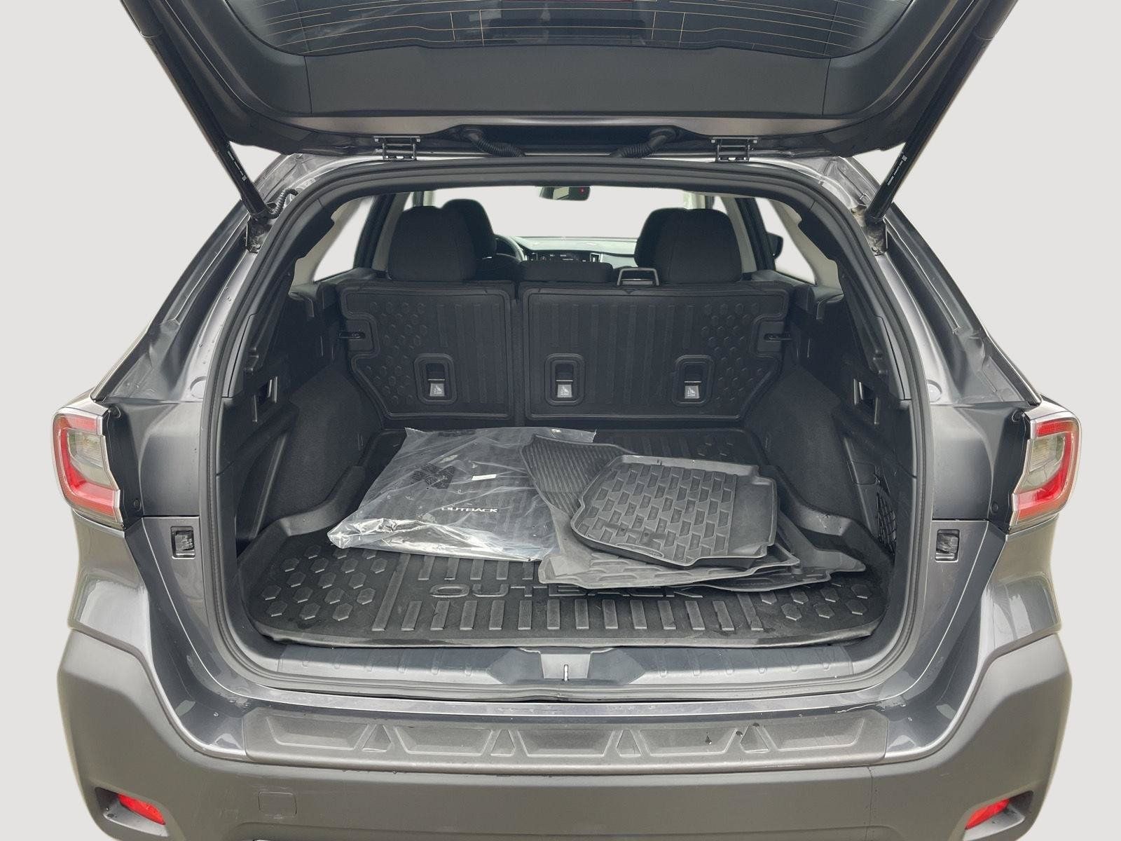 Used 2025 Subaru Outback Premium w/ Popular Package #1A AWD/4WD image 7