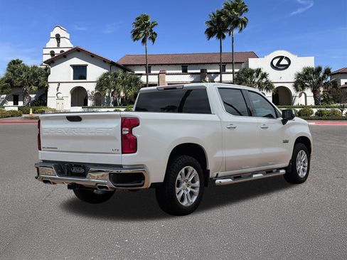 Used 2022 Chevrolet Silverado 1500 LTZ AWD/4WD image 2