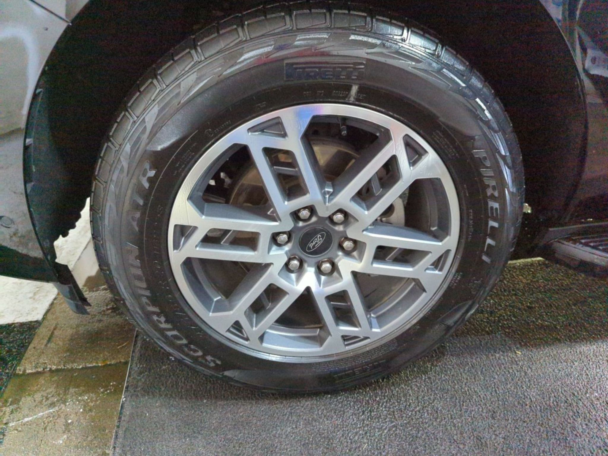 Used 2025 Ford Expedition Max Active AWD/4WD image 10