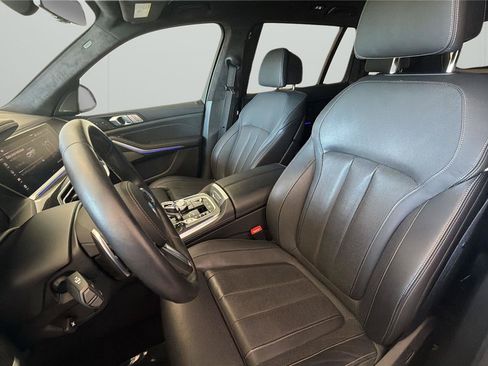 Used 2021 BMW X7 M50i w/ Executive Package AWD/4WD image 10