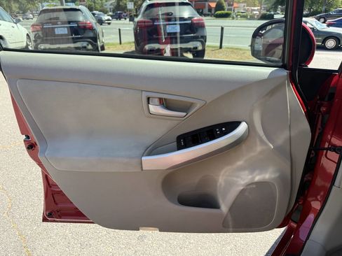 Used 2010 Toyota Prius Two image 21