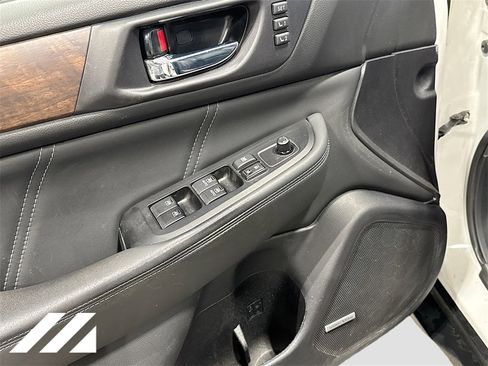Used 2019 Subaru Outback 2.5i Limited w/ Popular Package #2 image 20