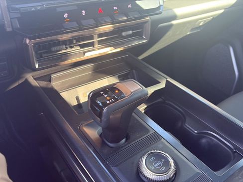 Used 2025 GMC Hummer EV 3X image 14