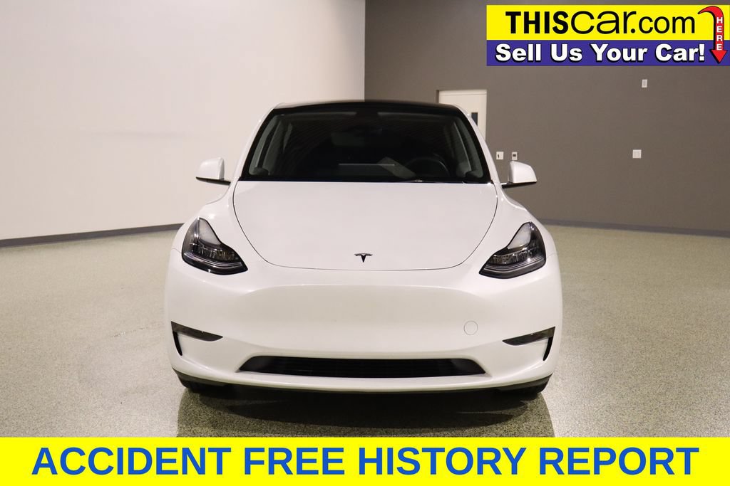 Used 2023 Tesla Model Y Long Range AWD/4WD image 2