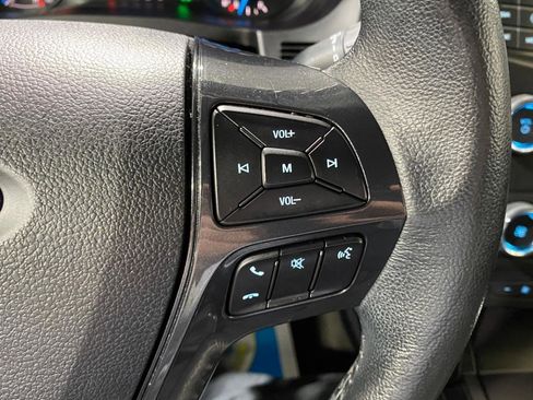 Used 2018 Ford Explorer XLT AWD/4WD image 19
