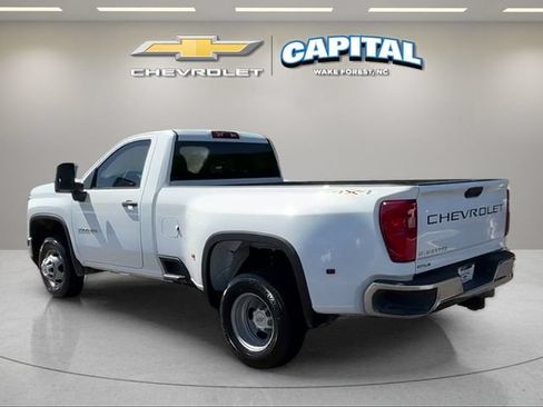 Used 2025 Chevrolet Silverado 3500 W/T AWD/4WD image 3