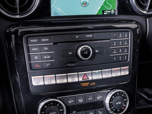 Used 2020 Mercedes-Benz SLC 43 AMG image 27