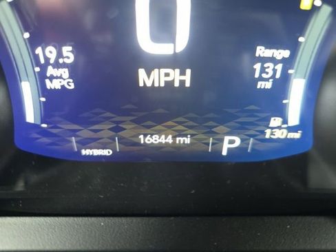 Used 2025 Jeep Wrangler Unlimited Sahara image 13