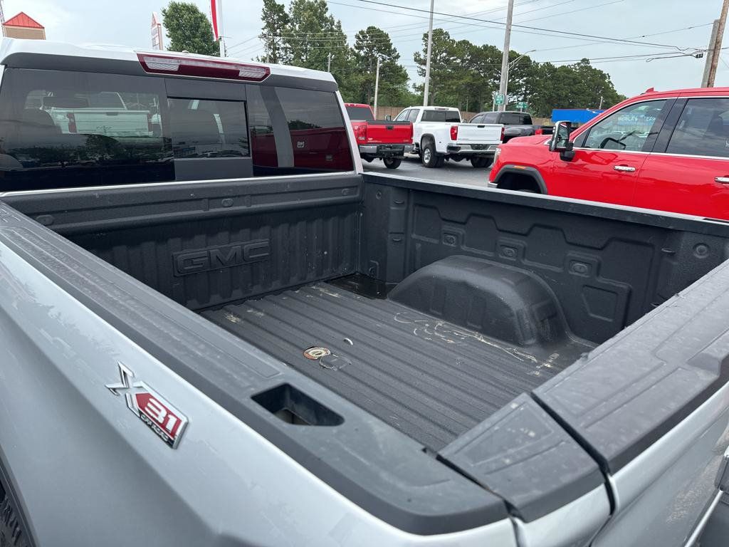 Used 2021 GMC Sierra 1500 SLT w/ SLT Premium Plus Package AWD/4WD image 7