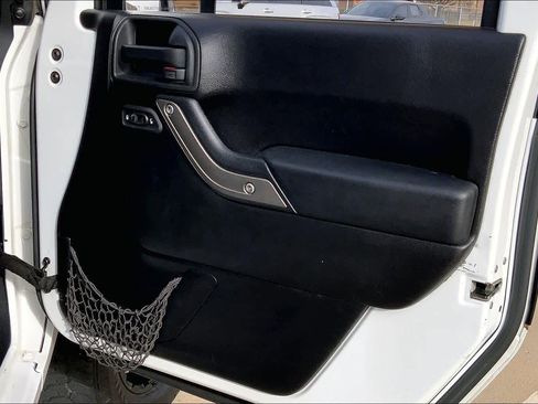 Used 2013 Jeep Wrangler Unlimited Sport image 21