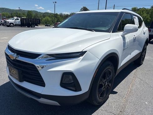 Used 2020 Chevrolet Blazer LT FWD image 9