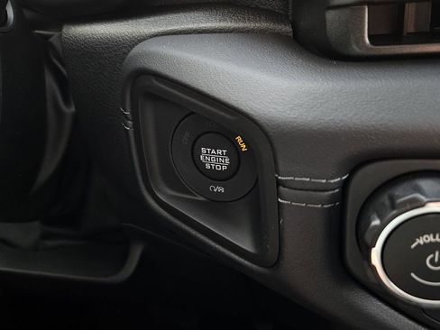 New 2026 Jeep Gladiator Sport AWD/4WD image 22