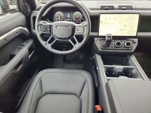 New 2026 Land Rover Defender 110 S AWD/4WD image 4