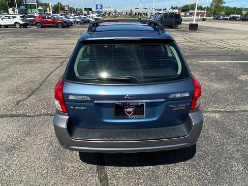 Used 2009 Subaru Outback 2.5i Special Edition AWD/4WD image 10