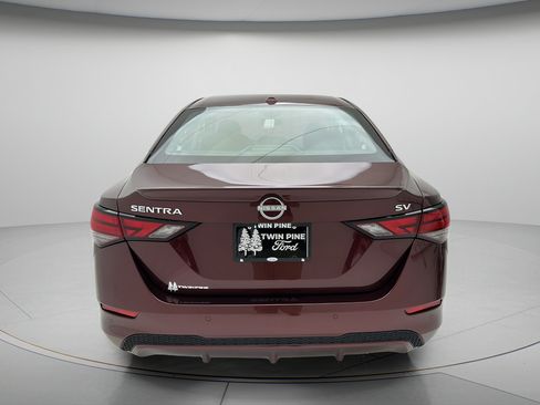 Used 2024 Nissan Sentra SV w/ All-Weather Package FWD image 7