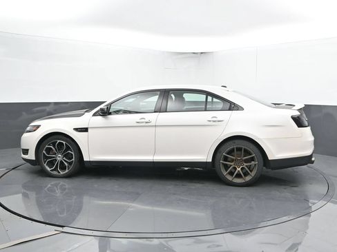 Used 2017 Ford Taurus SHO AWD/4WD image 8