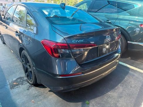 Used 2022 Honda Civic Sport image 7