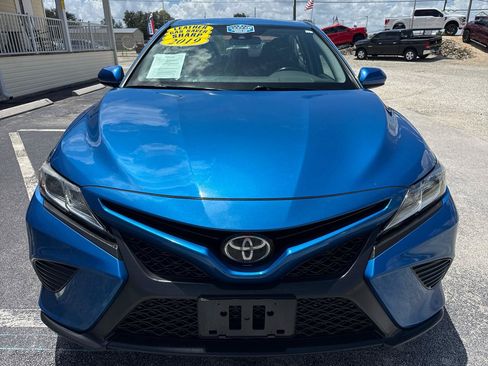 Used 2019 Toyota Camry SE FWD image 8