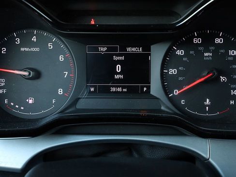 Used 2024 Chevrolet Trax LS image 28