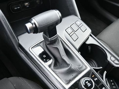 Used 2024 Kia Sportage LX image 22