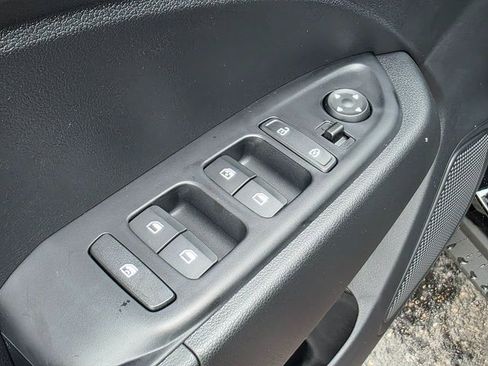 New 2025 Hyundai Venue SEL image 22