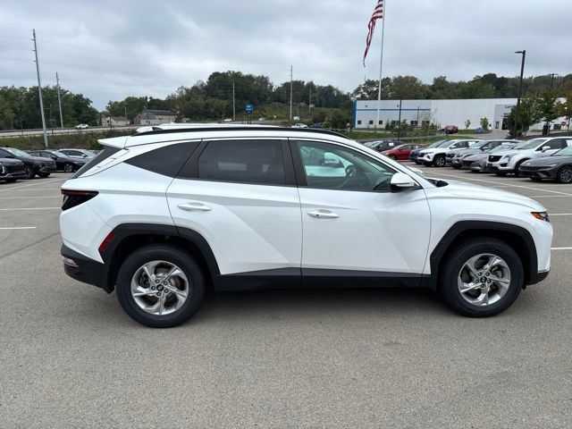Certified 2022 Hyundai Tucson SEL w/ Cargo Package AWD/4WD image 3