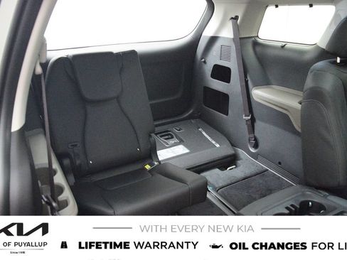 New 2027 Kia Carnival SX FWD image 15
