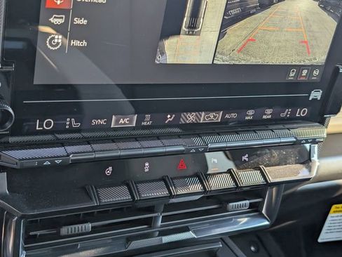 New 2026 GMC Hummer EV SUV image 12