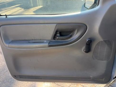 Used 2011 Ford Ranger XL image 13