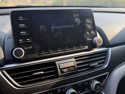 Used 2019 Honda Accord LX image 5