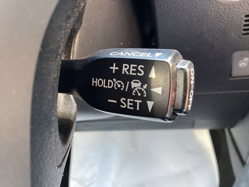 Used 2024 Toyota 4Runner SR5 Premium image 29