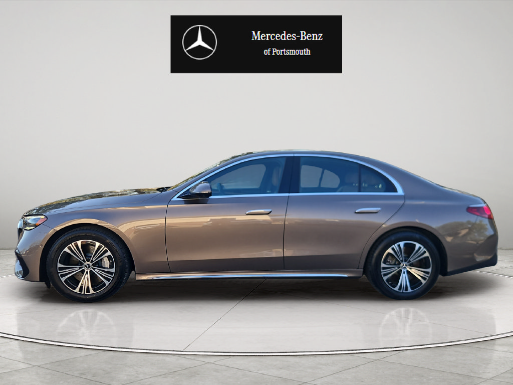 Used 2024 Mercedes-Benz E 450 4MATIC Sedan image 2