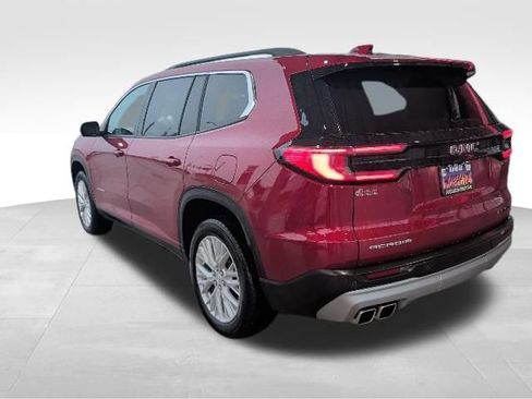Used 2025 GMC Acadia Elevation w/ Elevation Premium Package FWD image 7