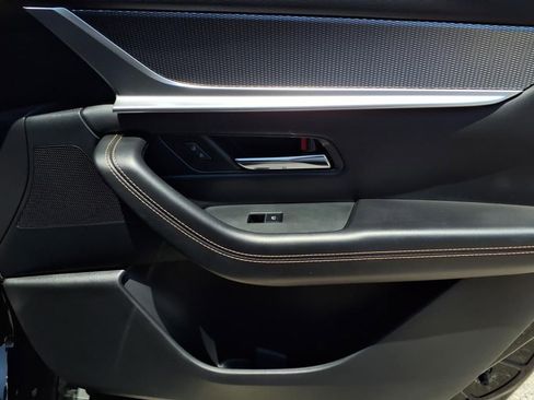 Certified 2025 MAZDA CX-70 Plug-In Hybrid w/ Premium Pkg image 28