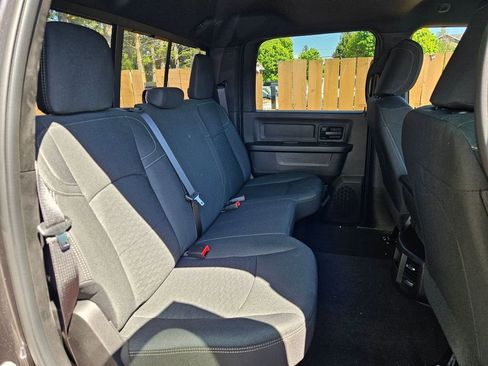 New 2026 RAM 2500 Tradesman AWD/4WD image 30