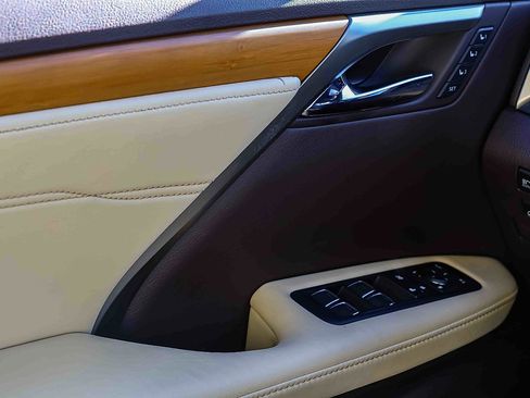 Used 2017 Lexus RX 350 AWD w/ Premium Package image 16