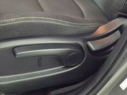 Used 2018 Kia Soul + FWD image 17
