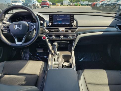 Used 2022 Honda Accord Sport image 9