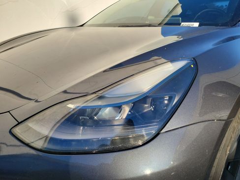 Used 2022 Tesla Model 3 Long Range image 4