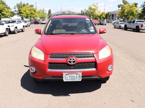 Used 2011 Toyota RAV4 Limited w/ Limited Extra Value Pkg AWD/4WD image 2