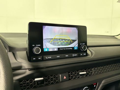 Certified 2023 Honda Accord EX image 24