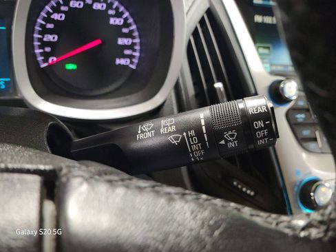 Used 2017 Chevrolet Equinox Premier w/ Enhanced Convenience Package image 29