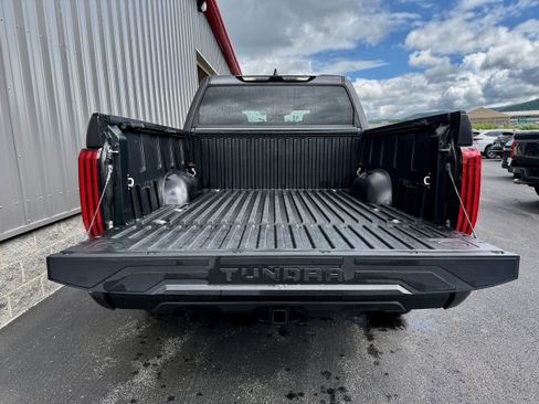 Certified 2025 Toyota Tundra SR5 AWD/4WD image 25