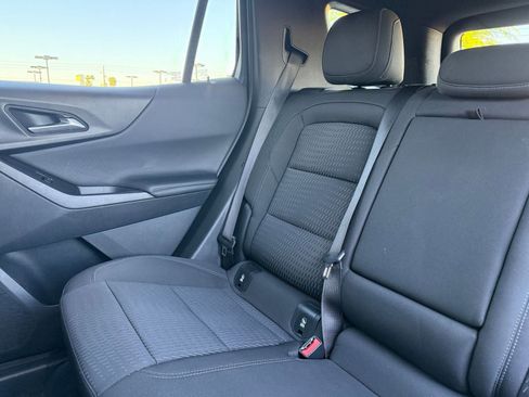 Used 2025 Chevrolet Equinox LT image 39