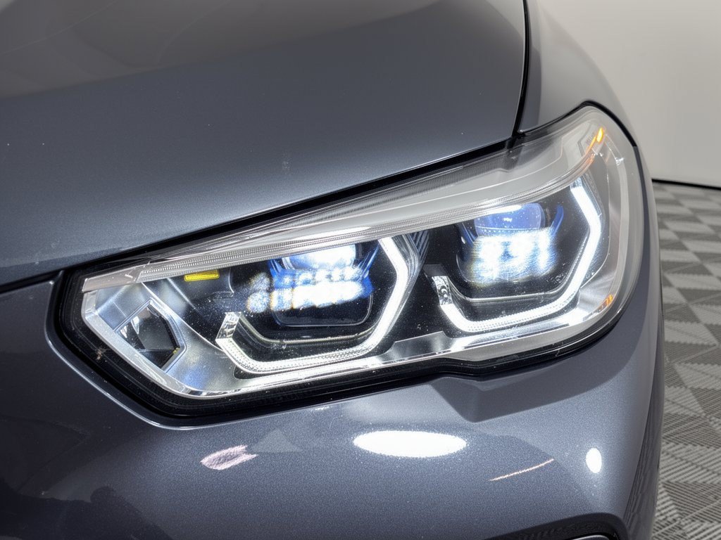 Used 2022 BMW X5 sDrive40i w/ Executive Package RWD image 12
