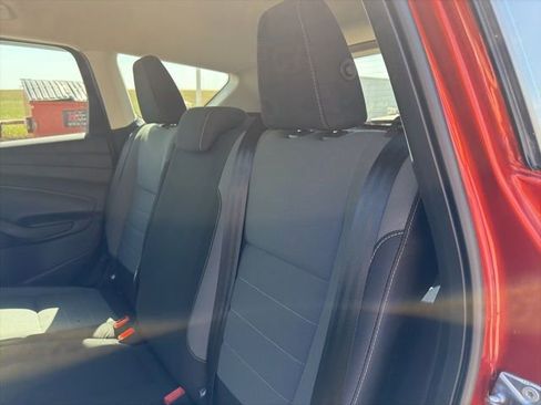 Used 2019 Ford Escape S image 13