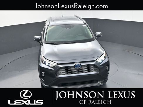 Used 2023 Toyota RAV4 Limited image 22