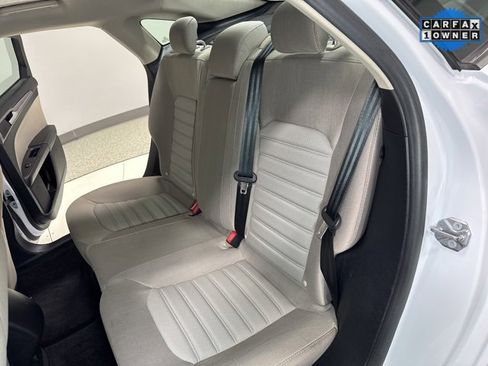 Used 2017 Ford Fusion S image 22