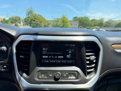 Used 2019 GMC Acadia SLE AWD/4WD image 12