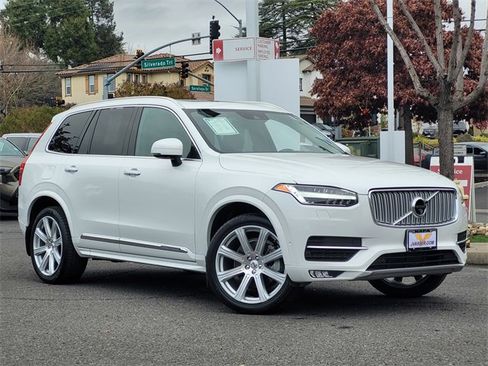 Used 2019 Volvo XC90 T6 Inscription w/ Advanced Package image 2